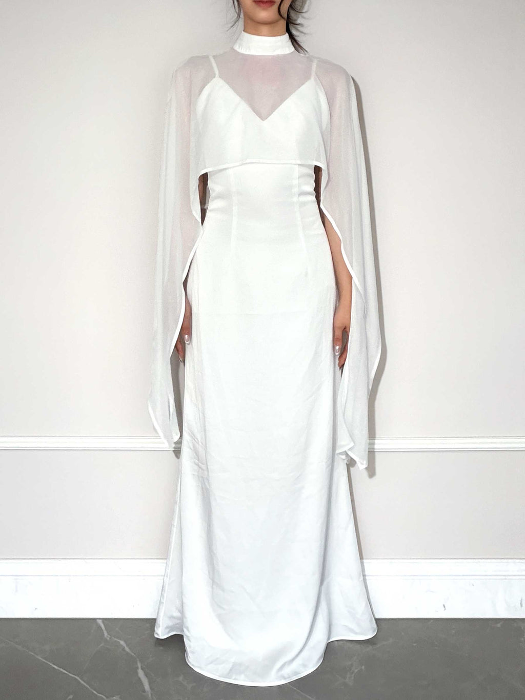 Sheer Cape Mock Neck Maxi Dress｜Creamy White